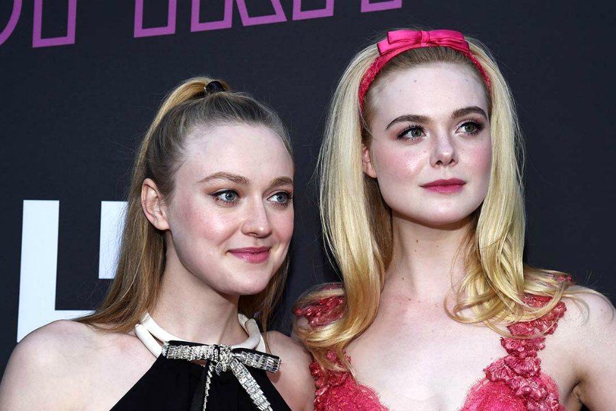 dakota_fanning_l_and_elle_fanning_-_getty_-_h_2019_.jpg