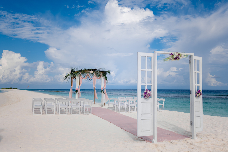 Weddings at Seaside Finolhu_2.jpg