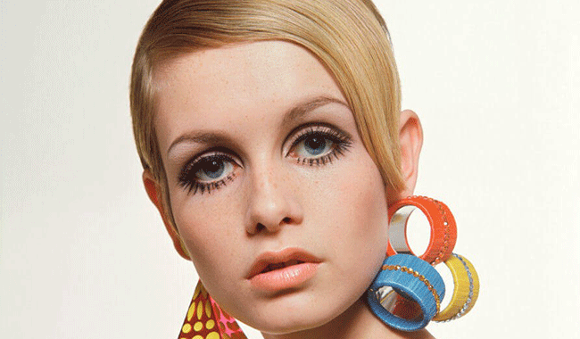 twiggy_main_picture-e1468477845441.gif