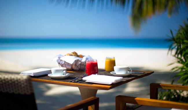 breakfast-in-turquoise.jpg